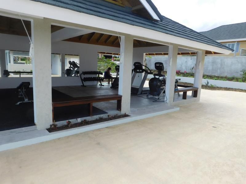 Ocho Rios Under The Palms Villa Exterior photo