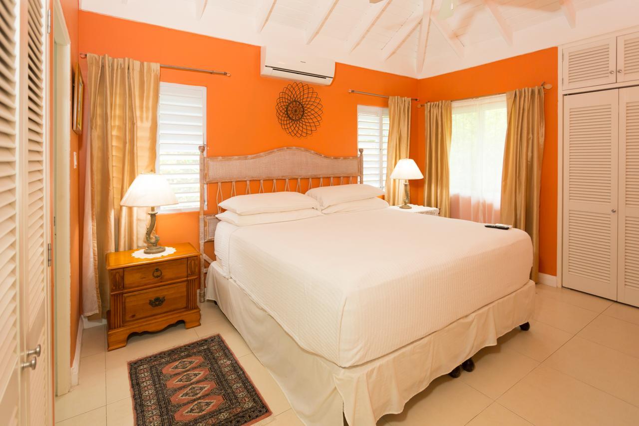 Ocho Rios Under The Palms Villa Exterior photo